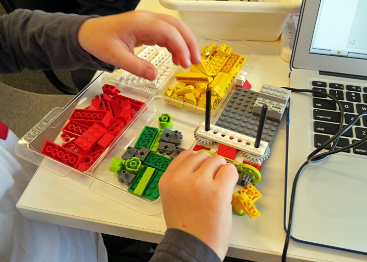 LEGO Real World Engineering LEGO Real World Engineering