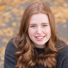 Annie Craven Headshot