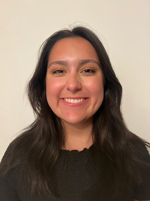 Mylena Corona Headshot