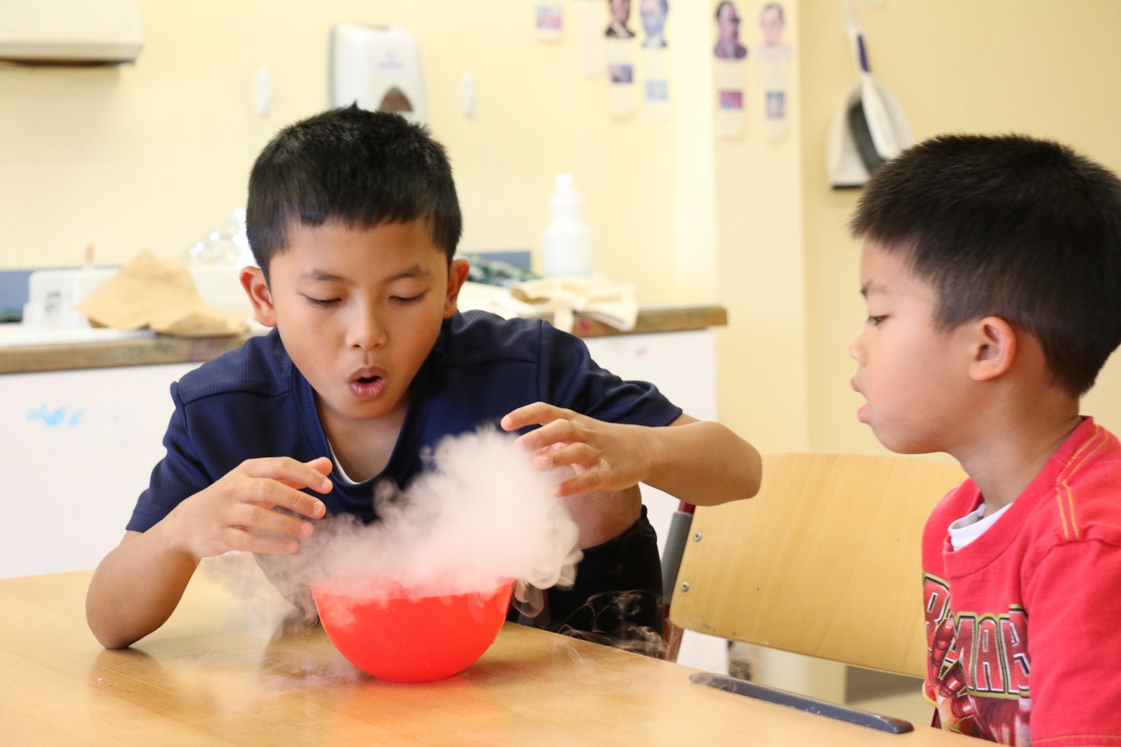 Two SA students experimenting with dry ice in a Wacky Weird Science summer camp